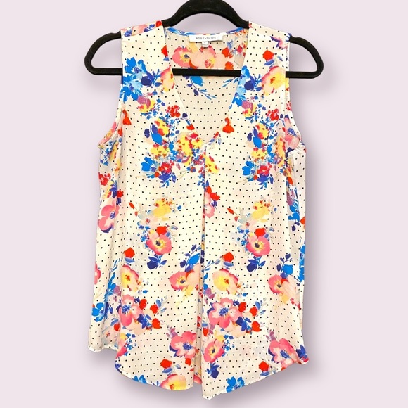 Rose & Olive Tops - ROSE + Olive sleeveless floral top Sz S polka dots colorful preowned great cond